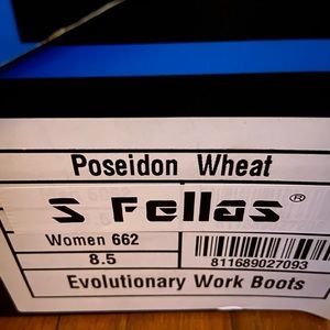 Shoes for work or hiking. Size 8.5 brand new I have only tried them once at home